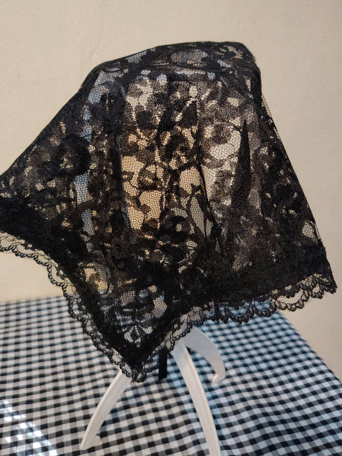 Spooky Lace Lola Pandong