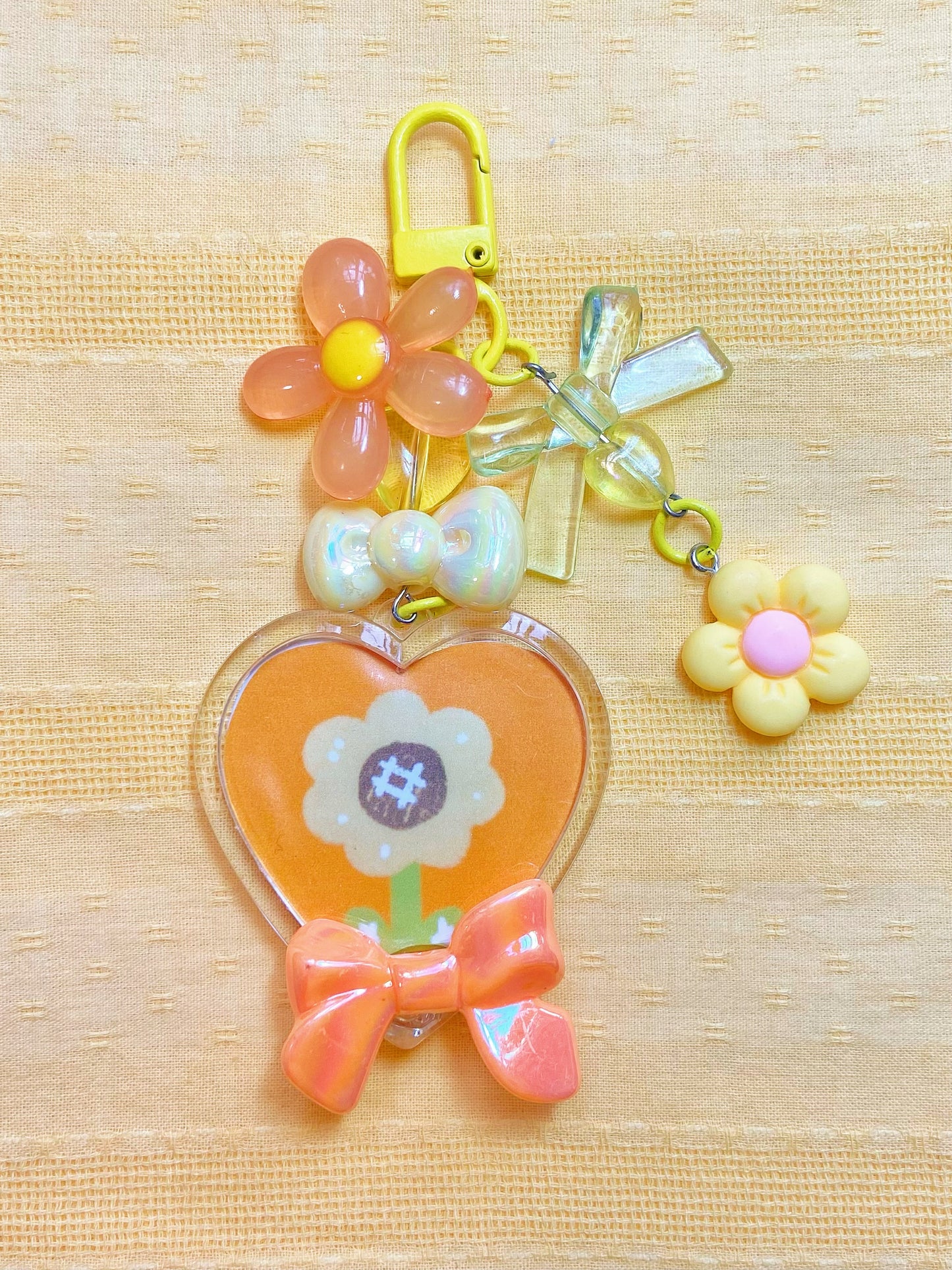 Sunflower #3 Wenkwonk Keychain