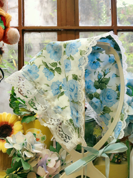 Dainty Blue Lola Pandong