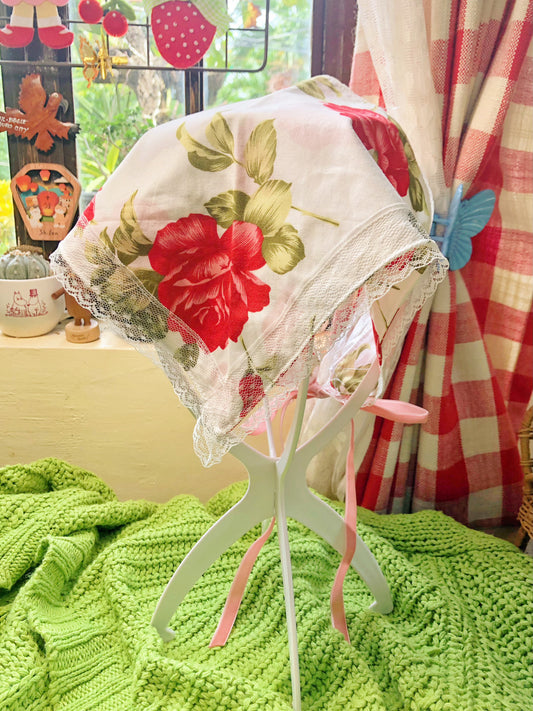 Vintage Red Roses Lola Pandong