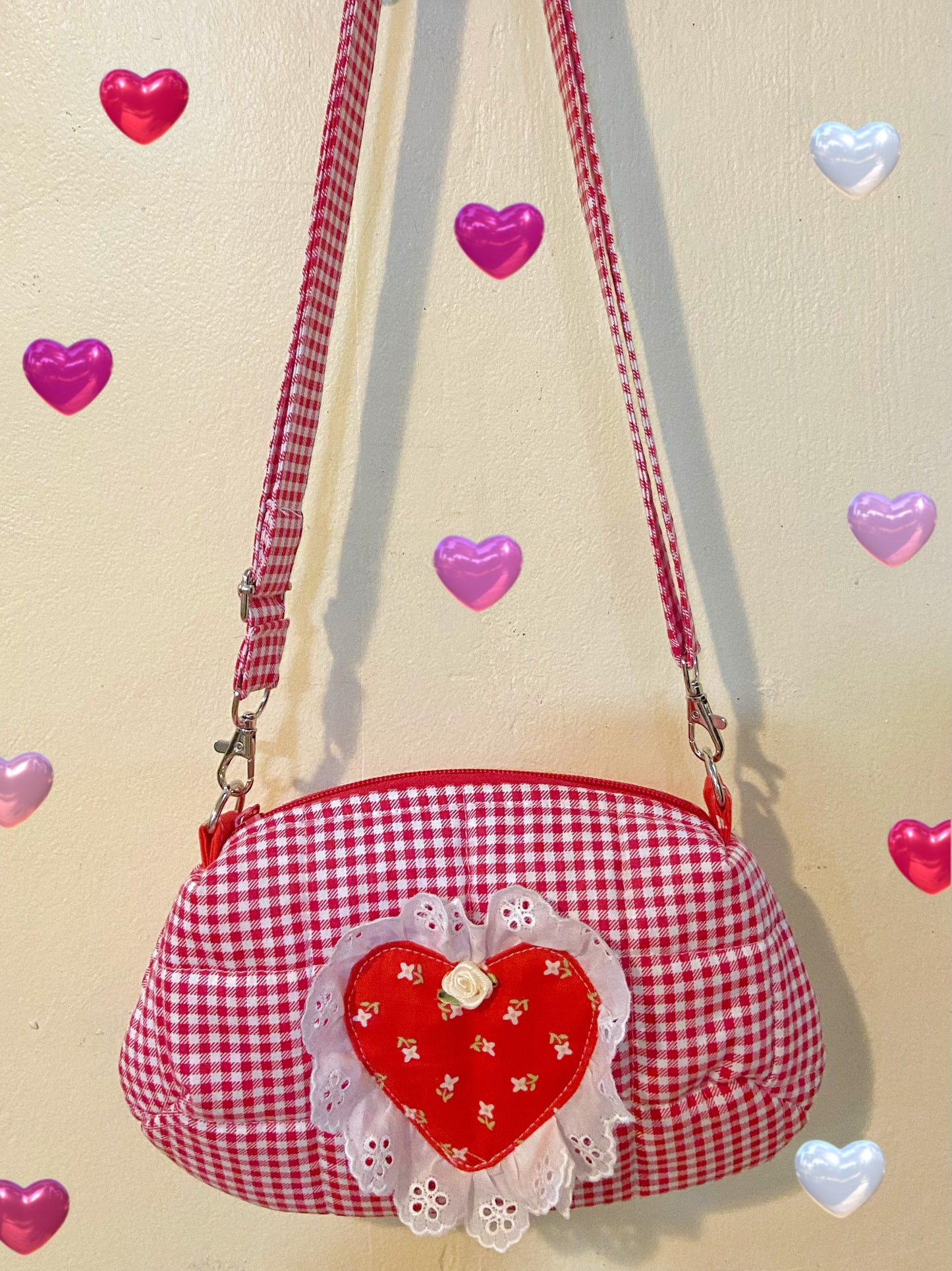 (PRE ORDER) Heart Dolly Bag