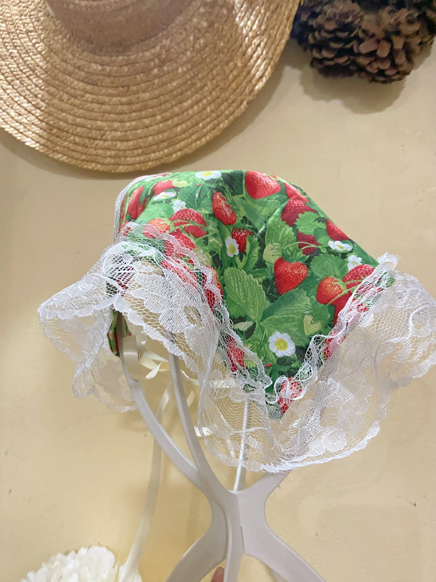 Red Strawberries Lola Pandong