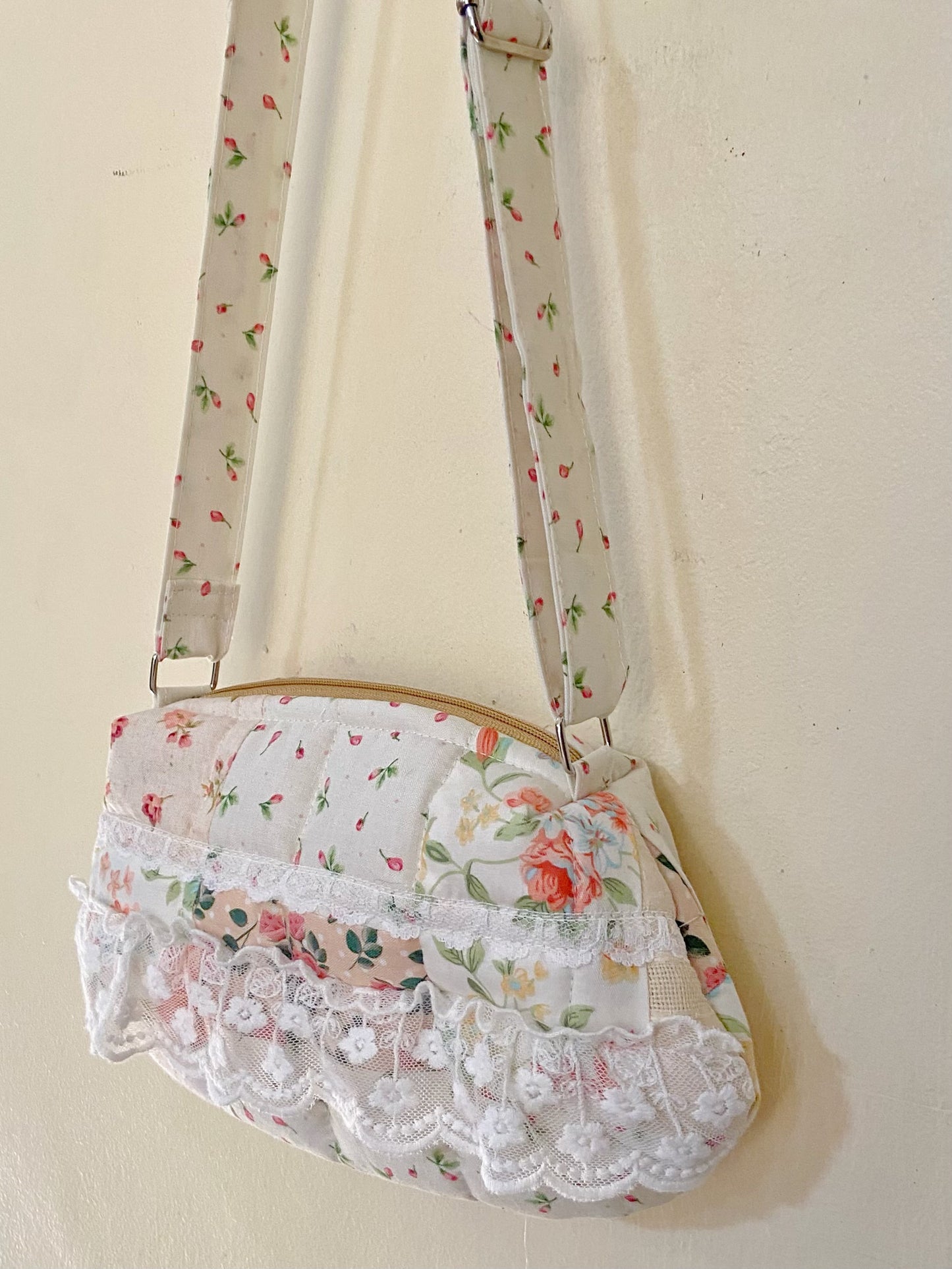 Lacey Patchwork Dolly Bags