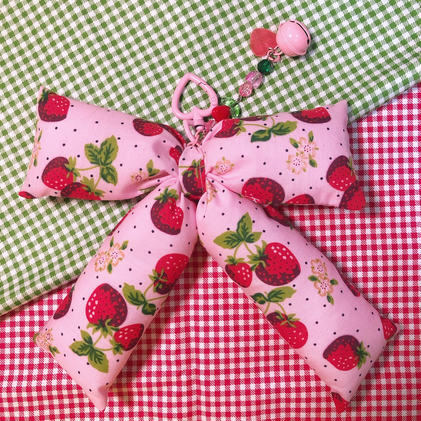 Strawberry Pink Chonky Ribbon Wenkwonk Keychain