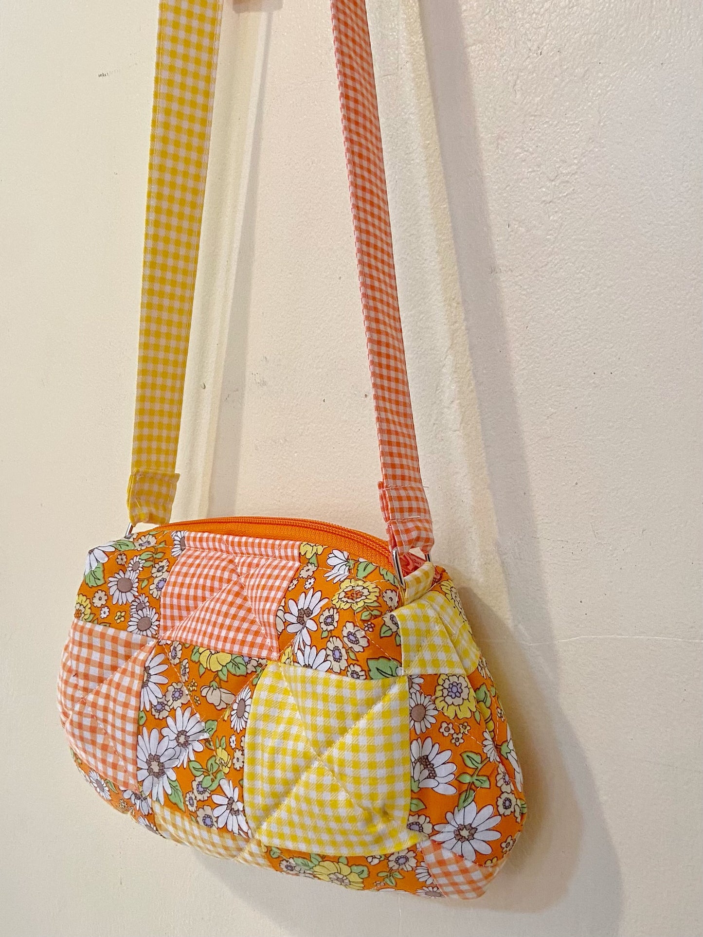 Retro Cutie Ribbon Dolly Bags