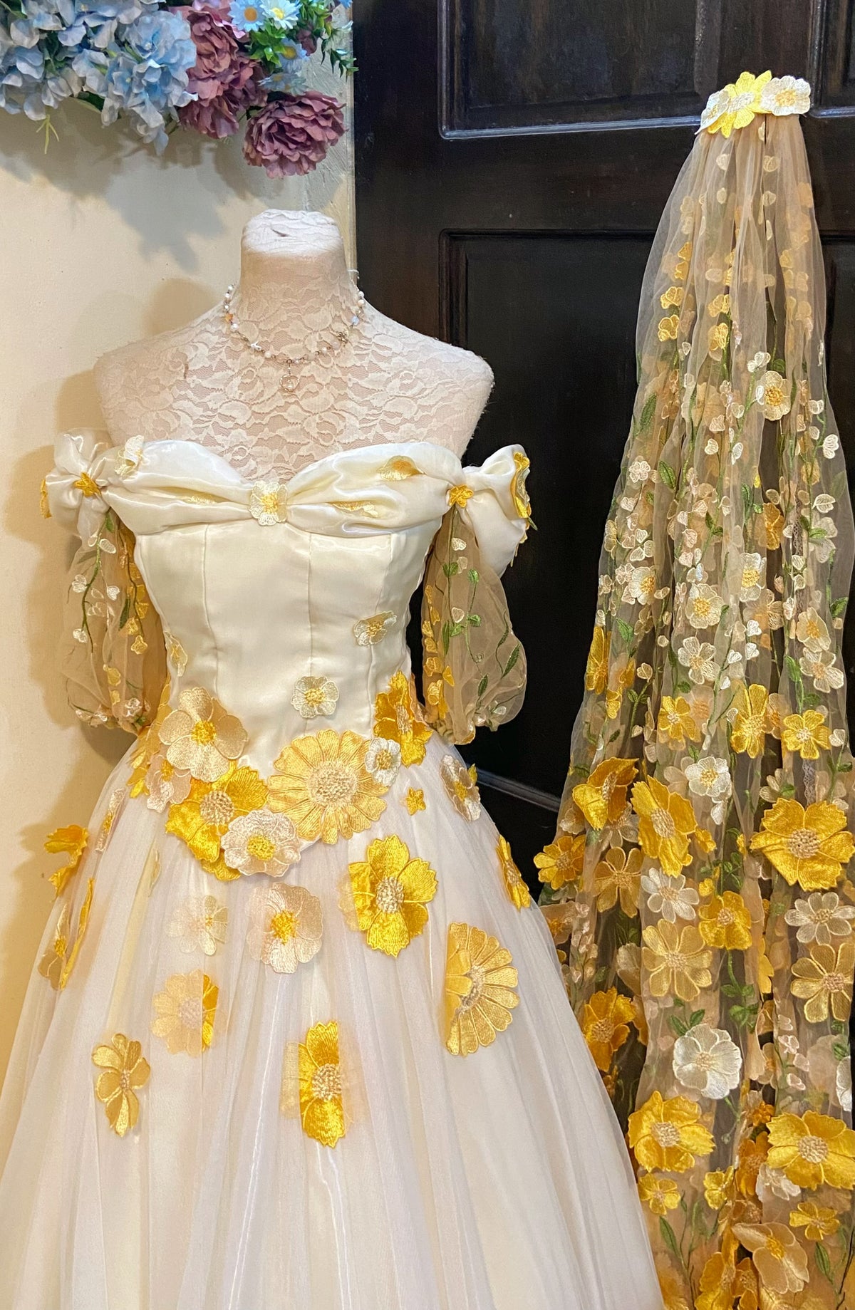 🌙🌼 The Moon Fairie Wedding Dress 🌼🌙