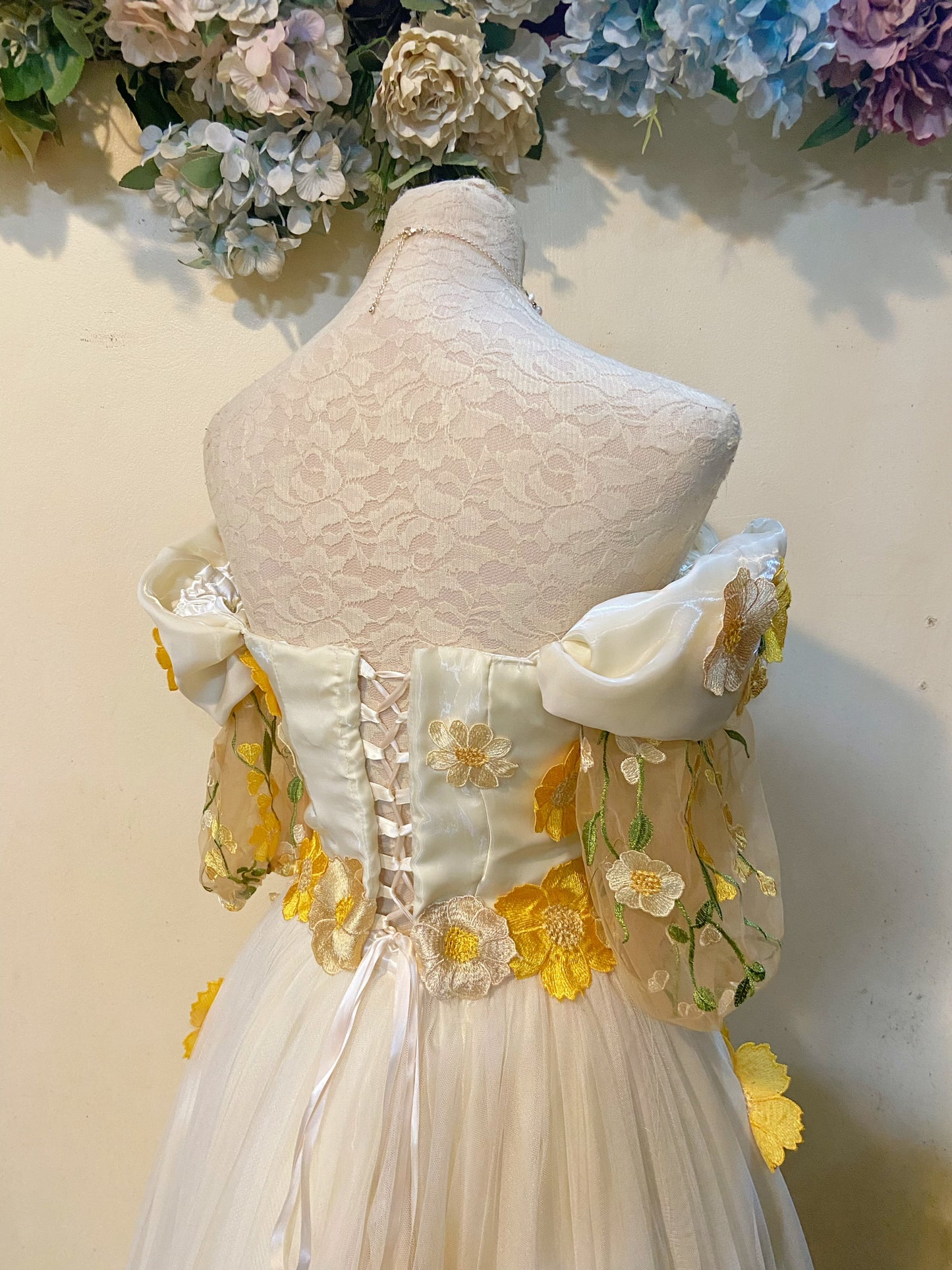 🌙🌼 The Moon Fairie Wedding Dress 🌼🌙