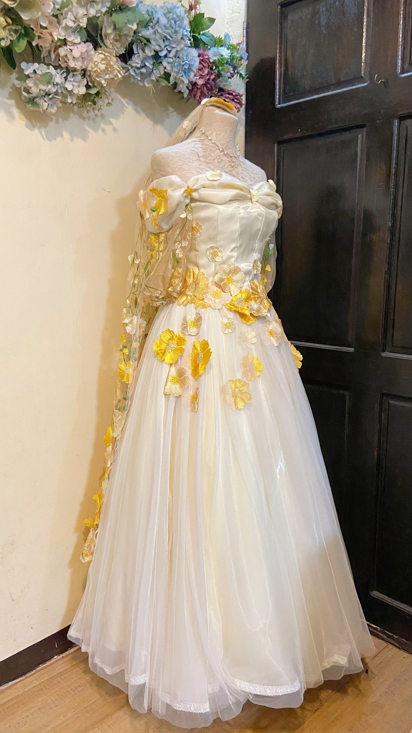 🌙🌼 The Moon Fairie Wedding Dress 🌼🌙