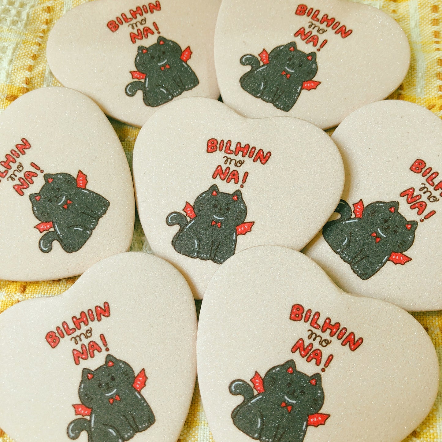 Bilhin mo na! (Buy it now!) - Heart Button Pin